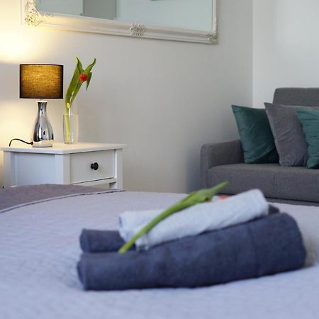 Small Residence - Apartamenty Sienkiewicza Kielce Ngoại thất bức ảnh